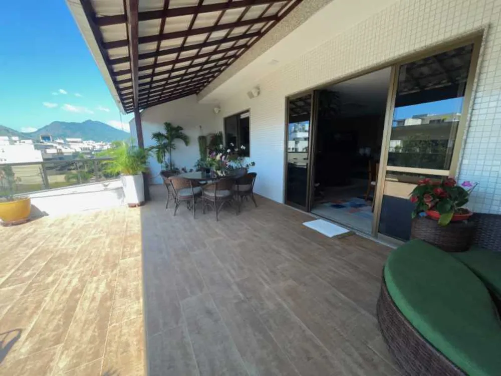 Cobertura, 3 quartos, 210 m² - Foto 2