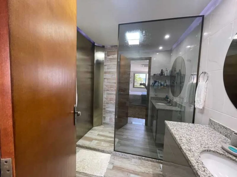 Cobertura, 3 quartos, 210 m² - Foto 3