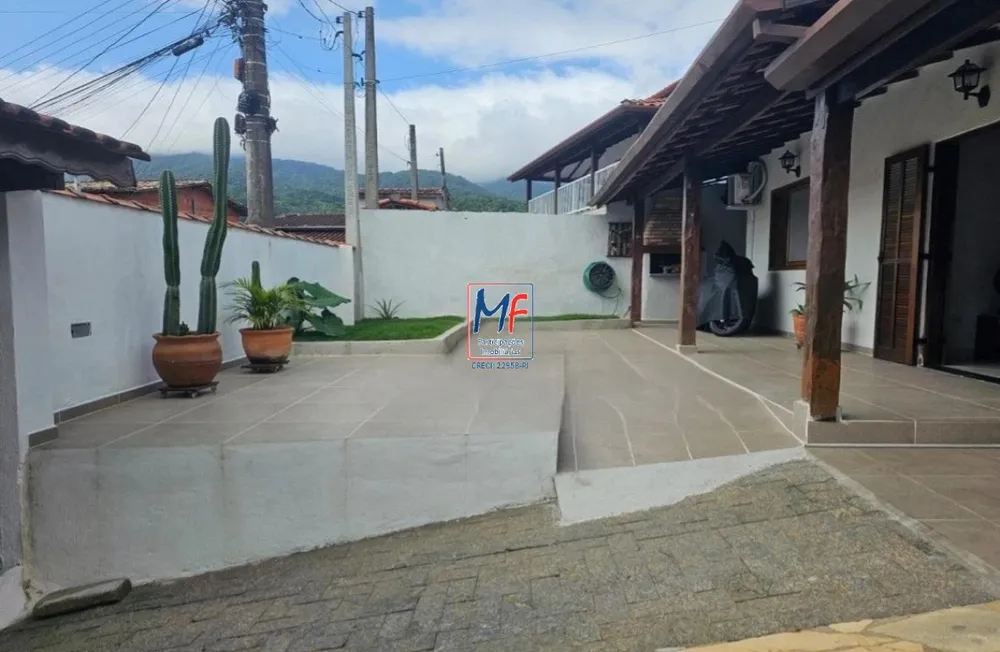 Casa, 4 quartos, 230 m² - Foto 1
