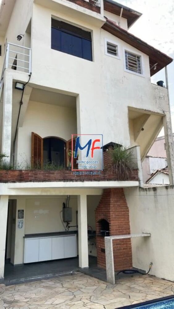 Casa à venda com 4 quartos, 220m² - Foto 2