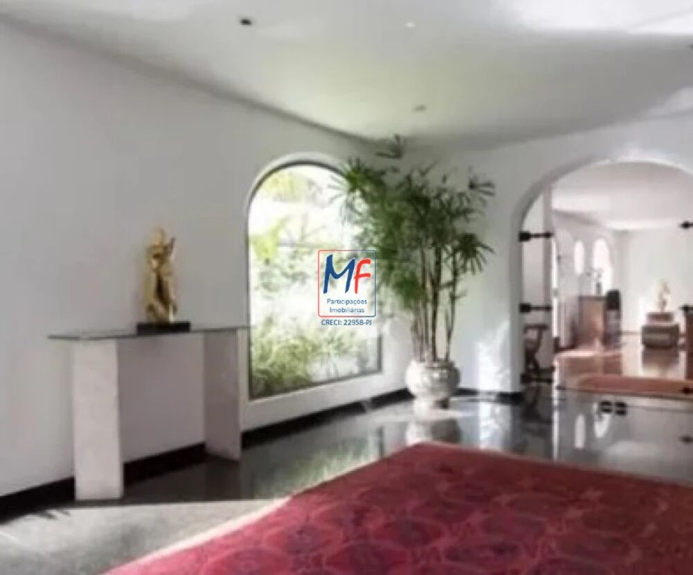 Apartamento à venda com 3 quartos, 240m² - Foto 1