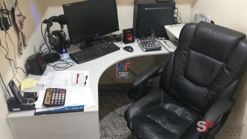 Apartamento à venda com 3 quartos, 111m² - Foto 4