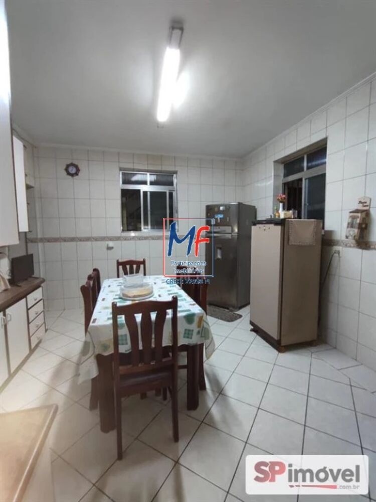 Casa à venda com 4 quartos, 350m² - Foto 4