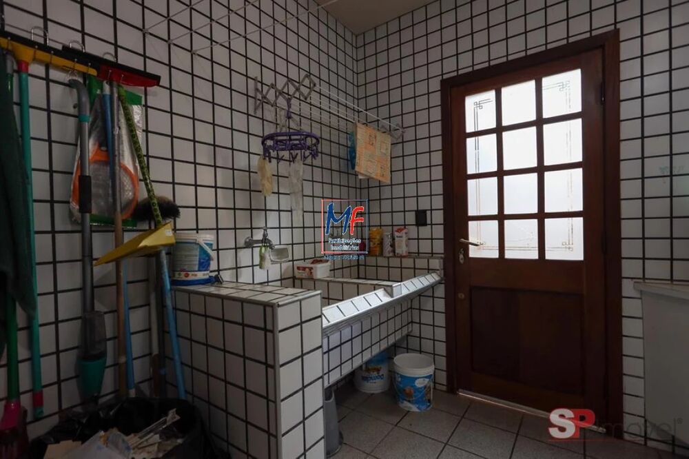 Sobrado, 5 quartos, 923 m² - Foto 1