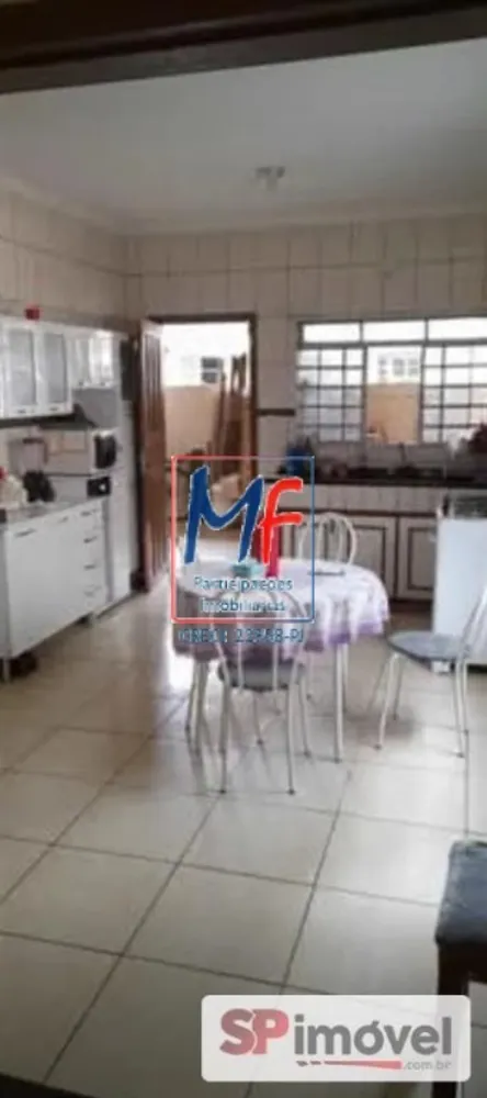 Casa, 3 quartos, 233 m² - Foto 2