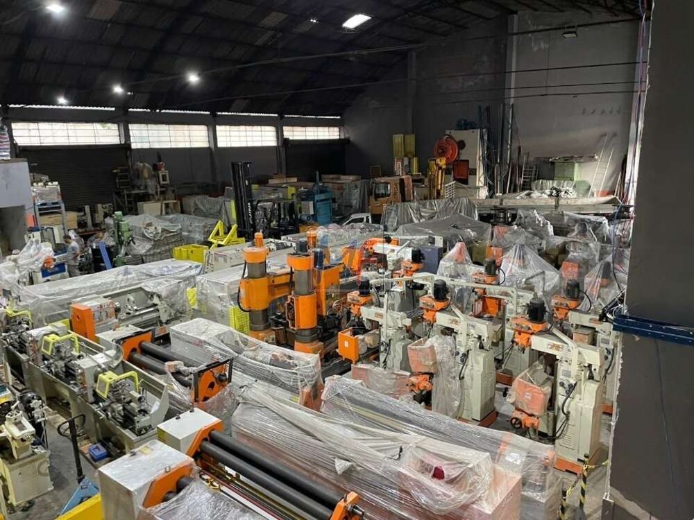 Depósito-Galpão-Armazém à venda e aluguel, 1459m² - Foto 2
