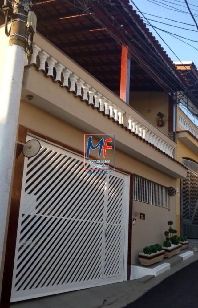 Sobrado à venda com 3 quartos, 188m² - Foto 1