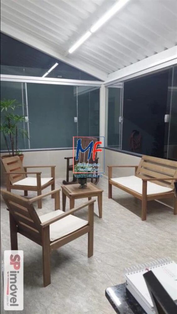 Sobrado, 4 quartos, 250 m² - Foto 1