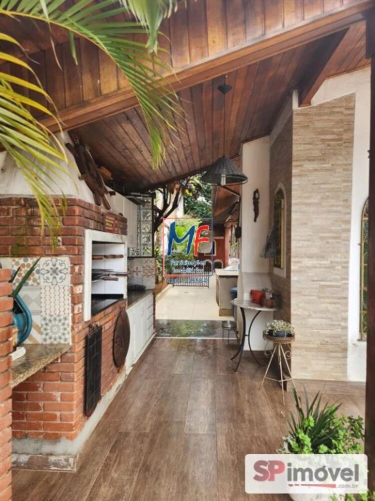 Casa, 4 quartos, 326 m² - Foto 1