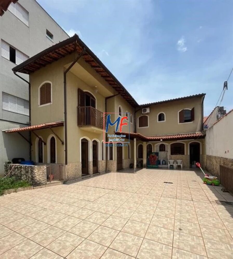 Sobrado, 3 quartos, 200 m² - Foto 1