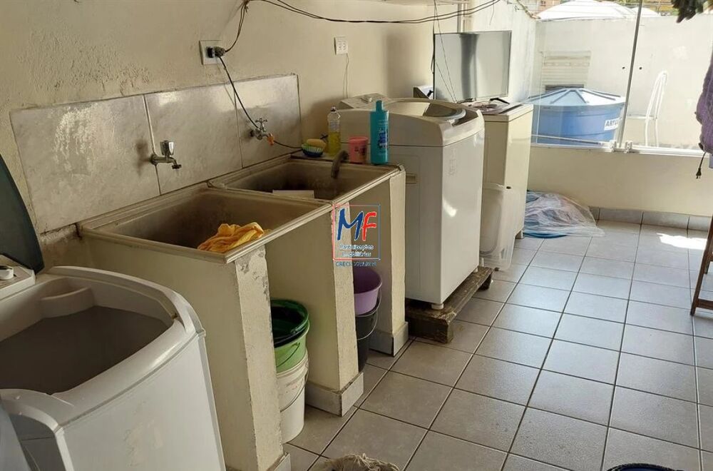 Sobrado, 3 quartos, 240 m² - Foto 2