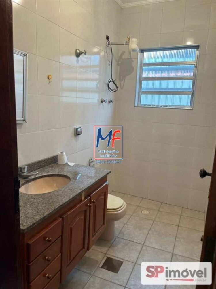 Casa à venda com 3 quartos, 82m² - Foto 2