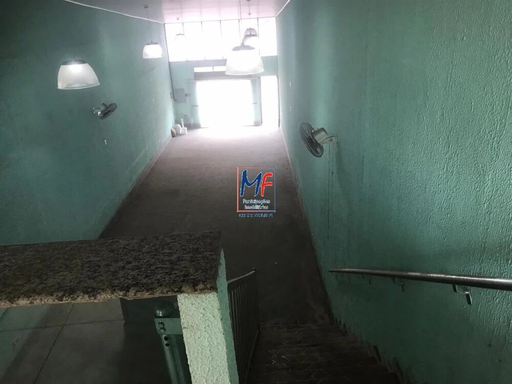 Depósito-Galpão, 950 m² - Foto 1