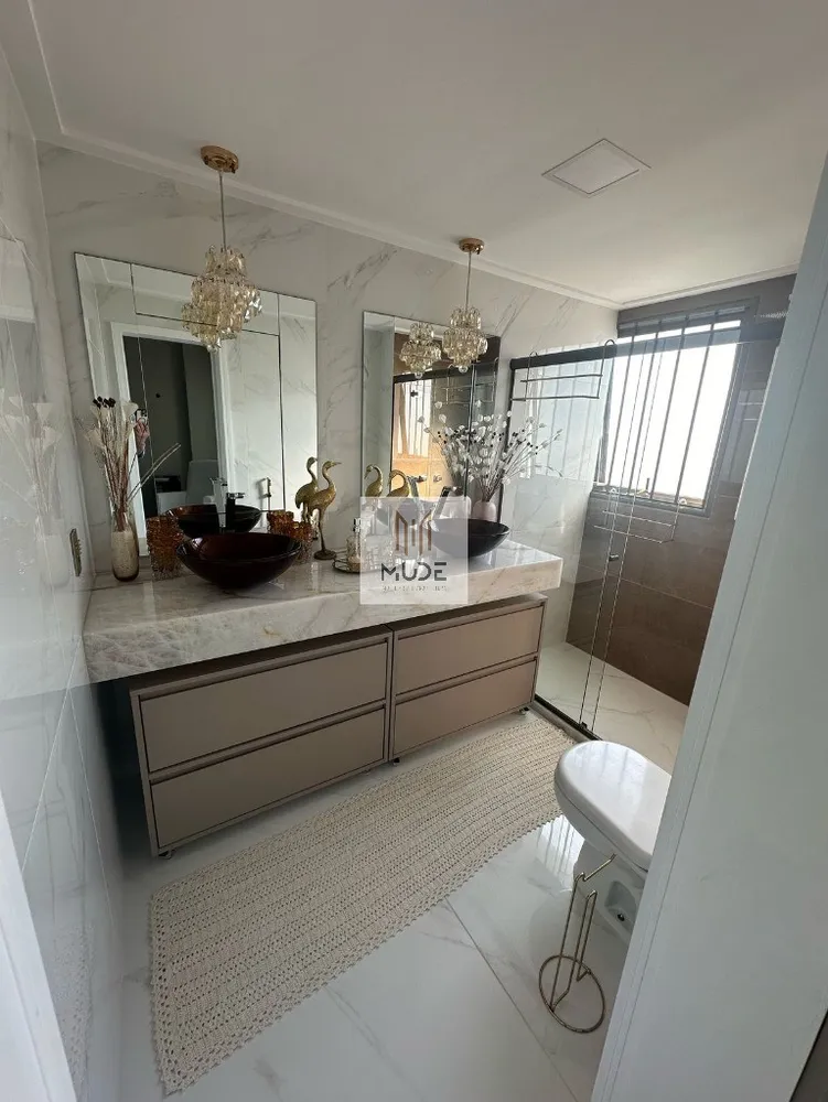 Apartamento, 4 quartos, 195 m² - Foto 9