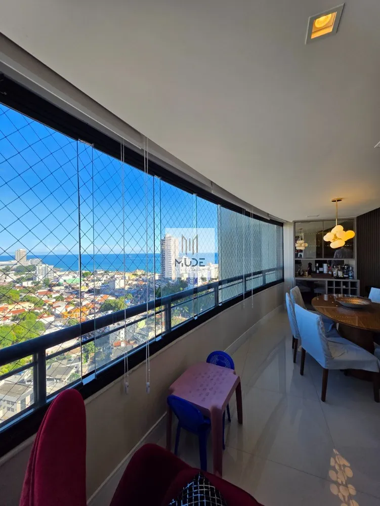 Apartamento, 3 quartos, 195 m² - Foto 1