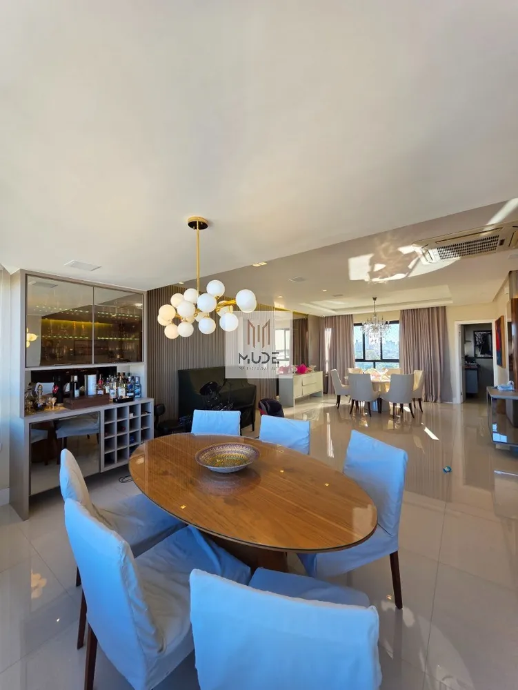 Apartamento, 3 quartos, 195 m² - Foto 3
