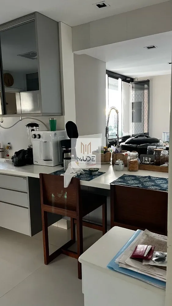 Apartamento, 4 quartos, 235 m² - Foto 1