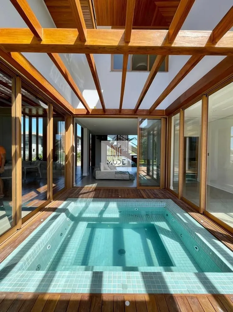Casa, 5 quartos, 254 m² - Foto 2