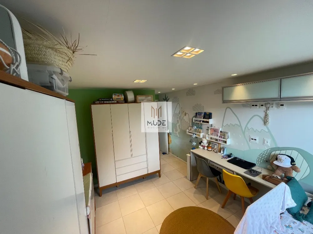 Casa, 4 quartos, 237 m² - Foto 1