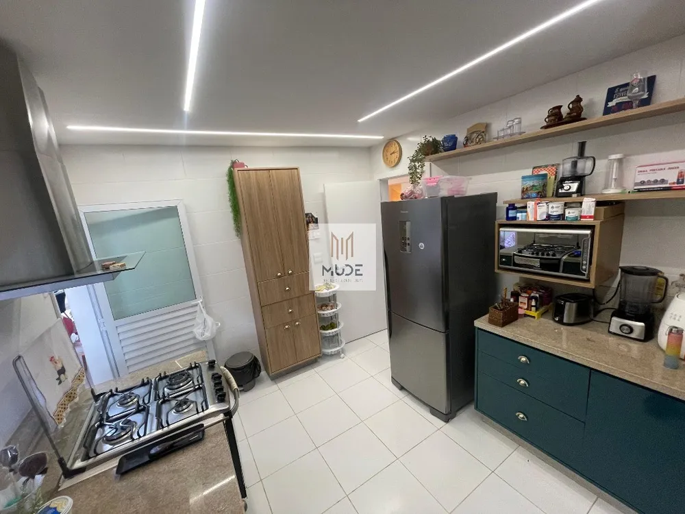 Casa, 4 quartos, 237 m² - Foto 2