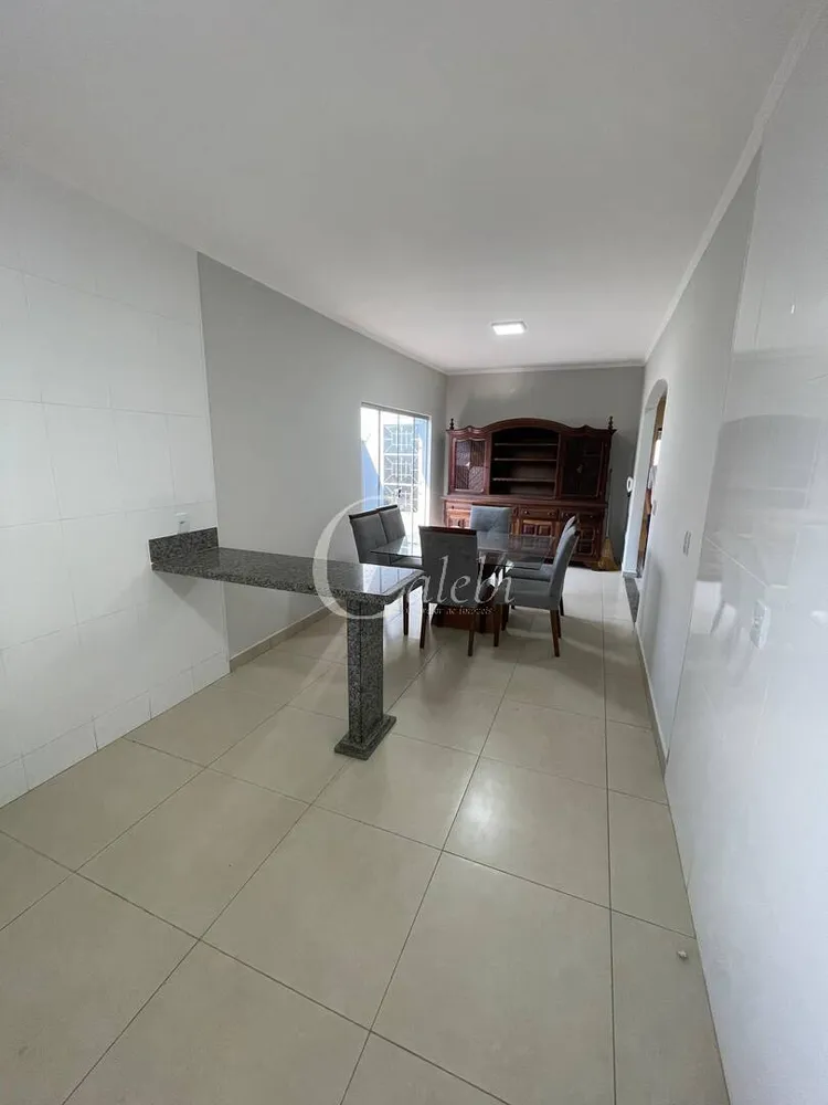 Casa, 3 quartos, 189 m² - Foto 4