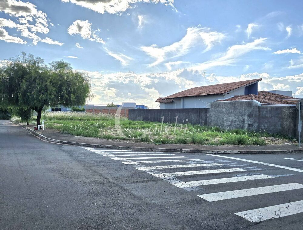 Terreno à venda, 354m² - Foto 1