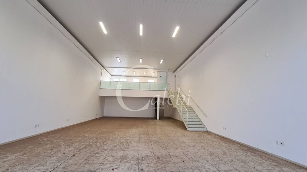 Loja-Salão para alugar, 300m² - Foto 1