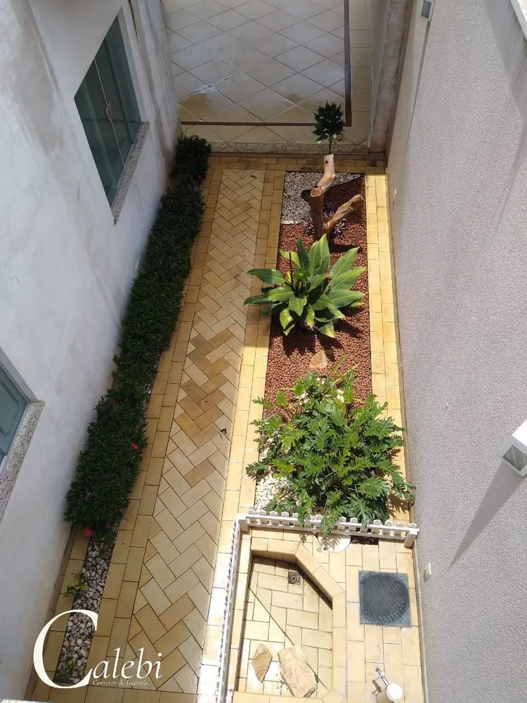 Sobrado, 237 m² - Foto 2