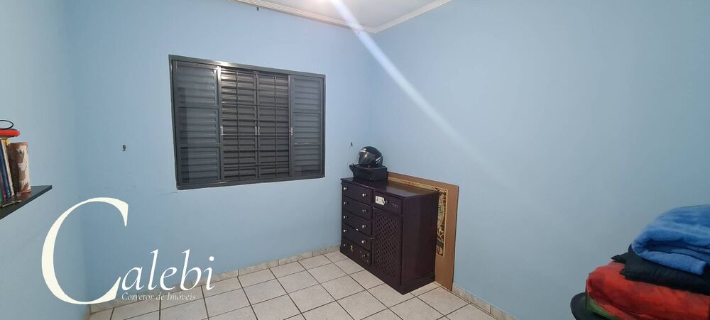 Casa à venda com 3 quartos, 166m² - Foto 3