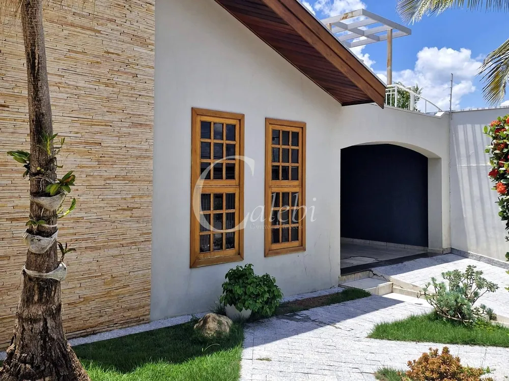 Casa, 3 quartos, 172 m² - Foto 1