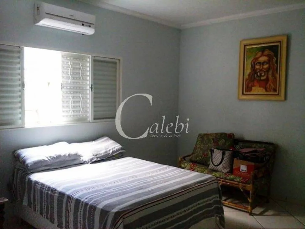 Casa, 3 quartos, 180 m² - Foto 2