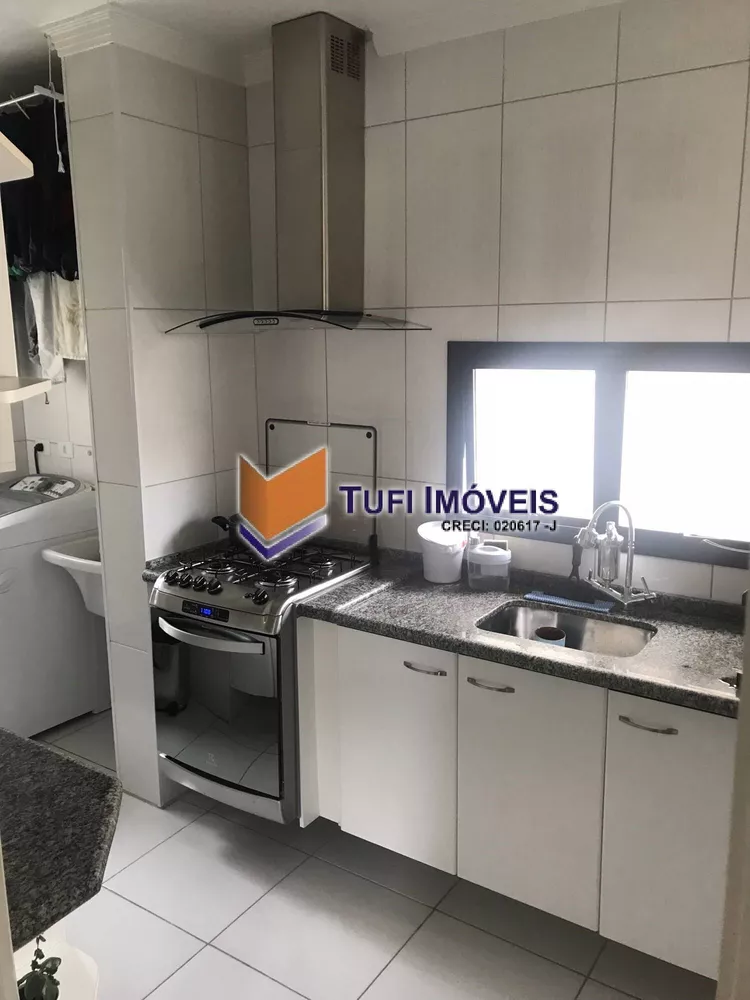 Apartamento à venda com 2 quartos, 68m² - Foto 4