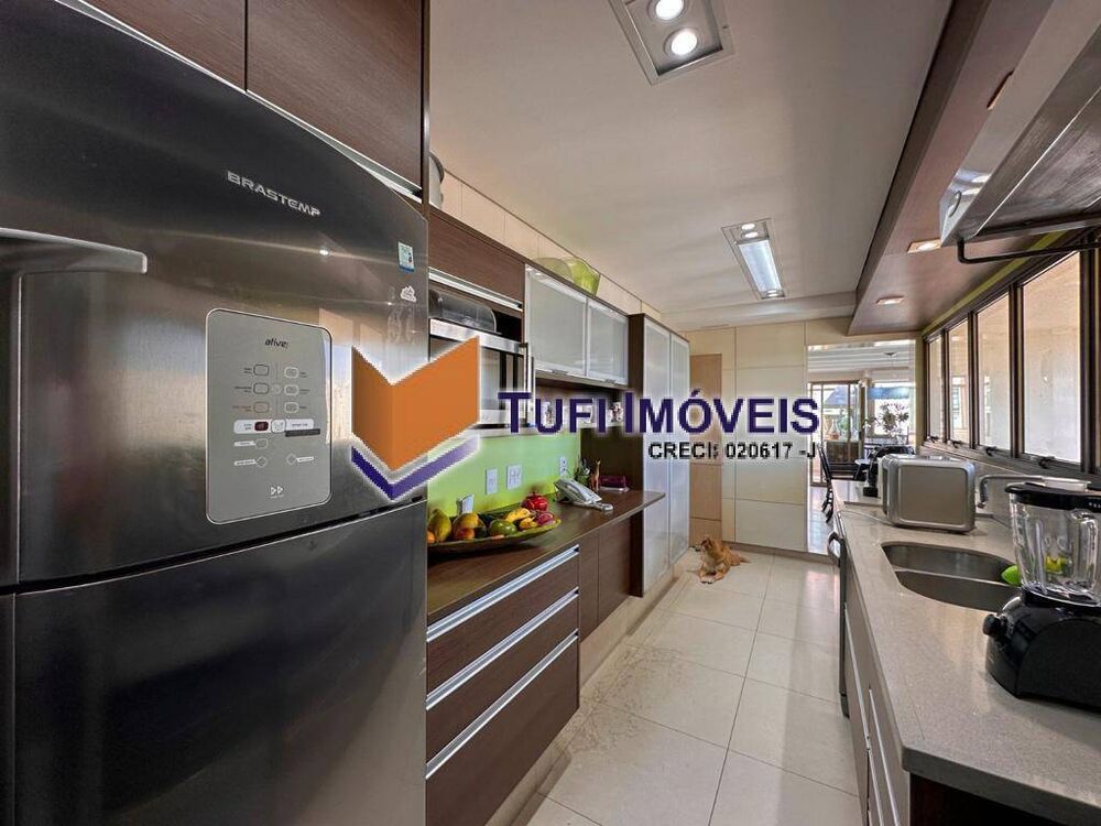 Cobertura, 3 quartos, 240 m² - Foto 1