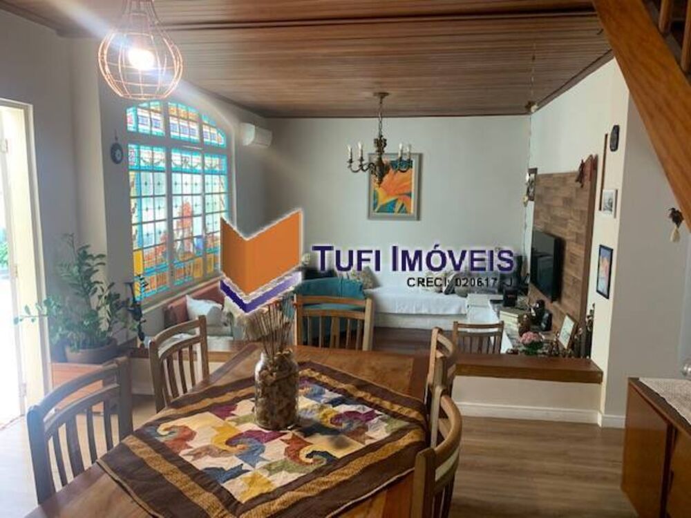 Casa à venda e aluguel com 4 quartos, 198m² - Foto 2