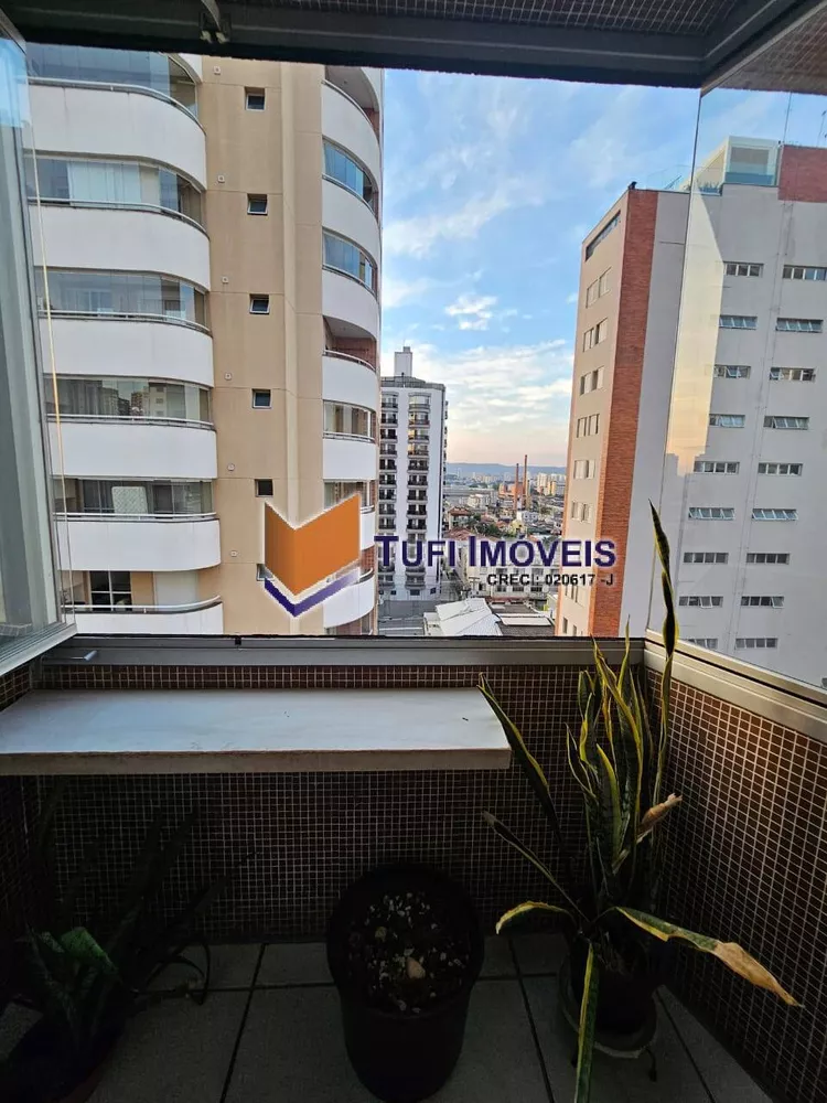 Apartamento à venda com 2 quartos, 67m² - Foto 4