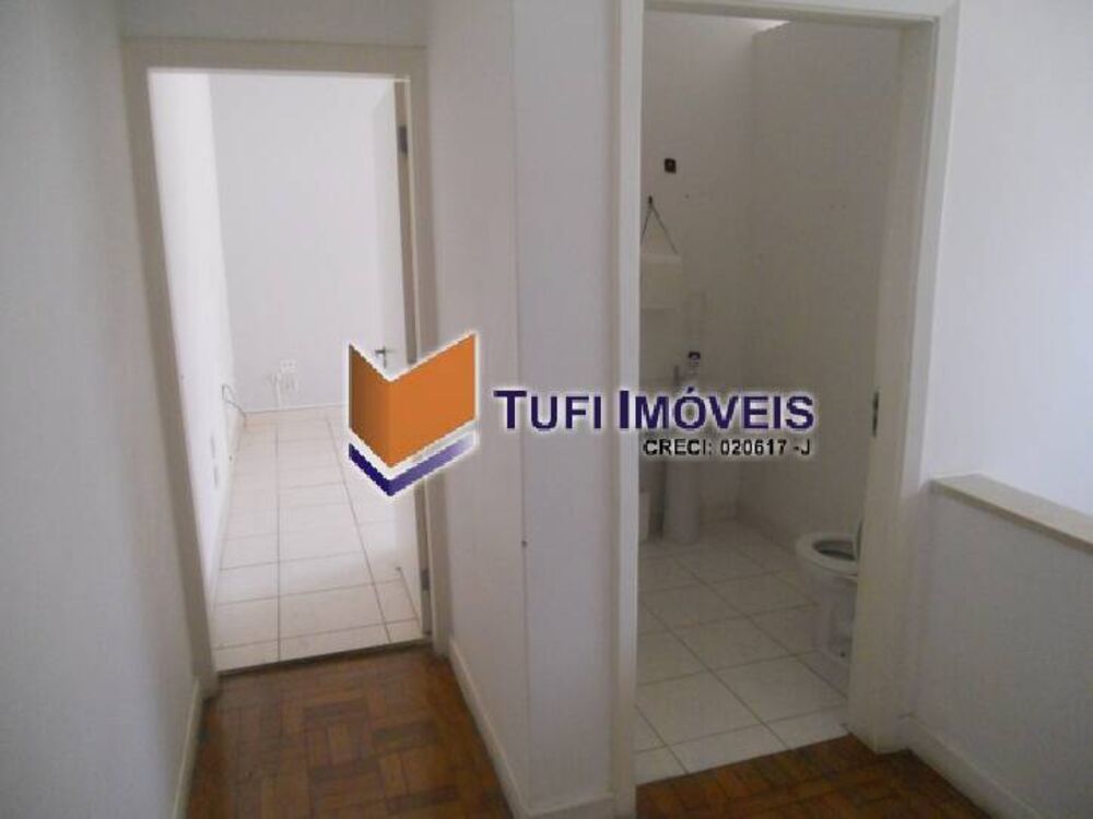 Prédio Inteiro para alugar com 9 quartos, 250m² - Foto 2