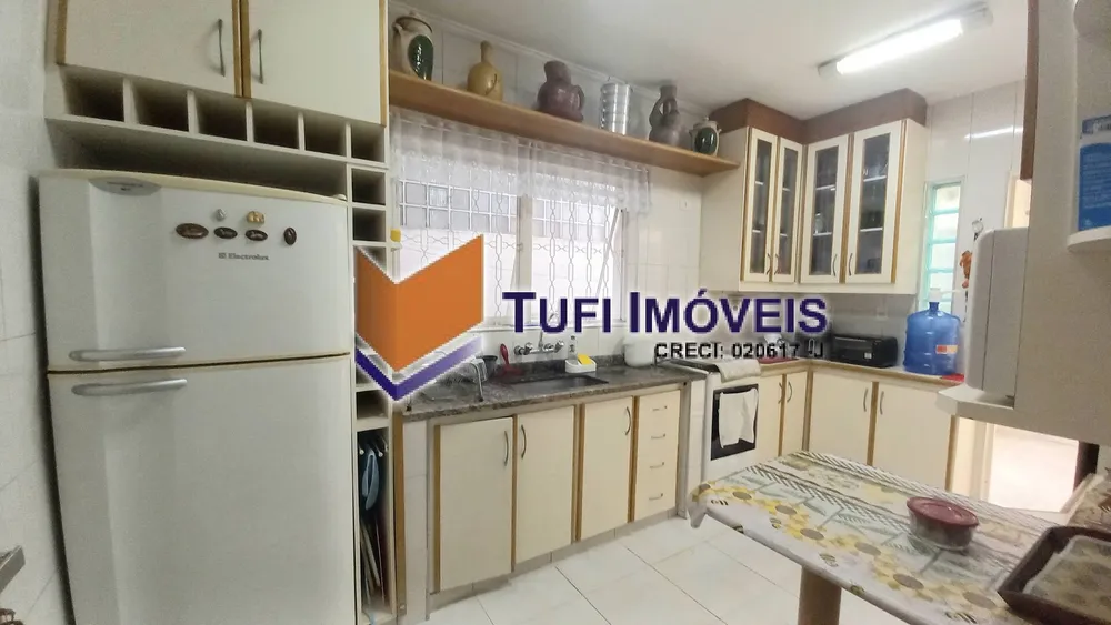 Casa, 3 quartos, 191 m² - Foto 2