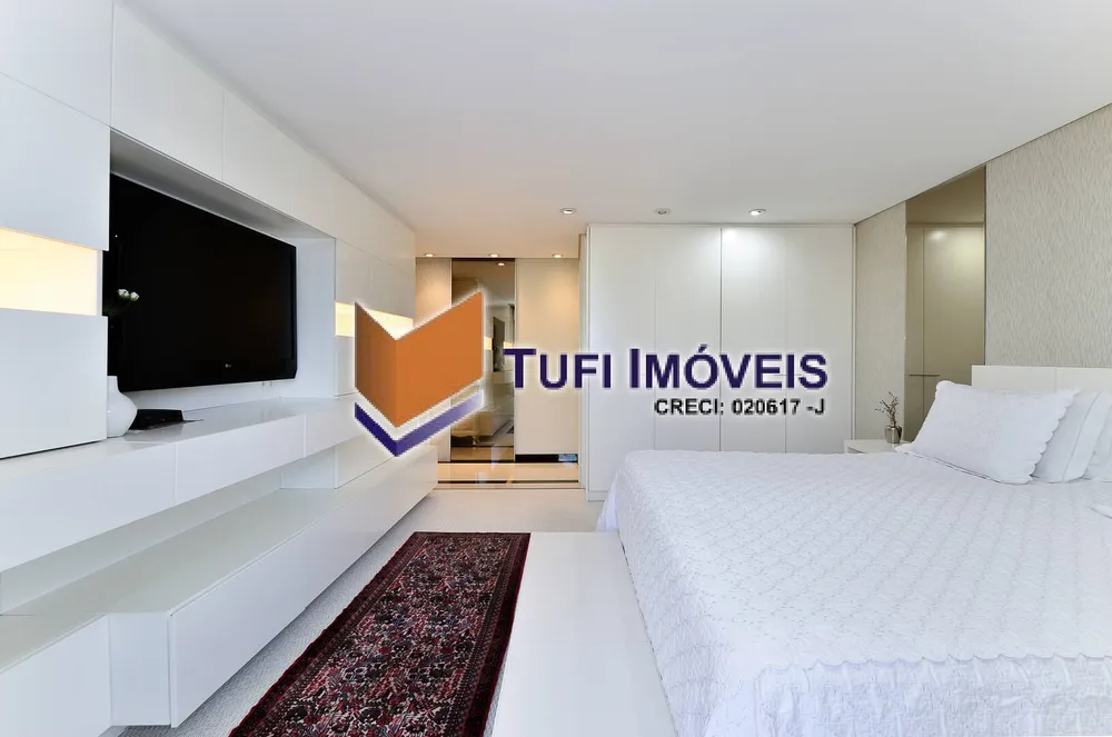 Apartamento, 3 quartos, 250 m² - Foto 1
