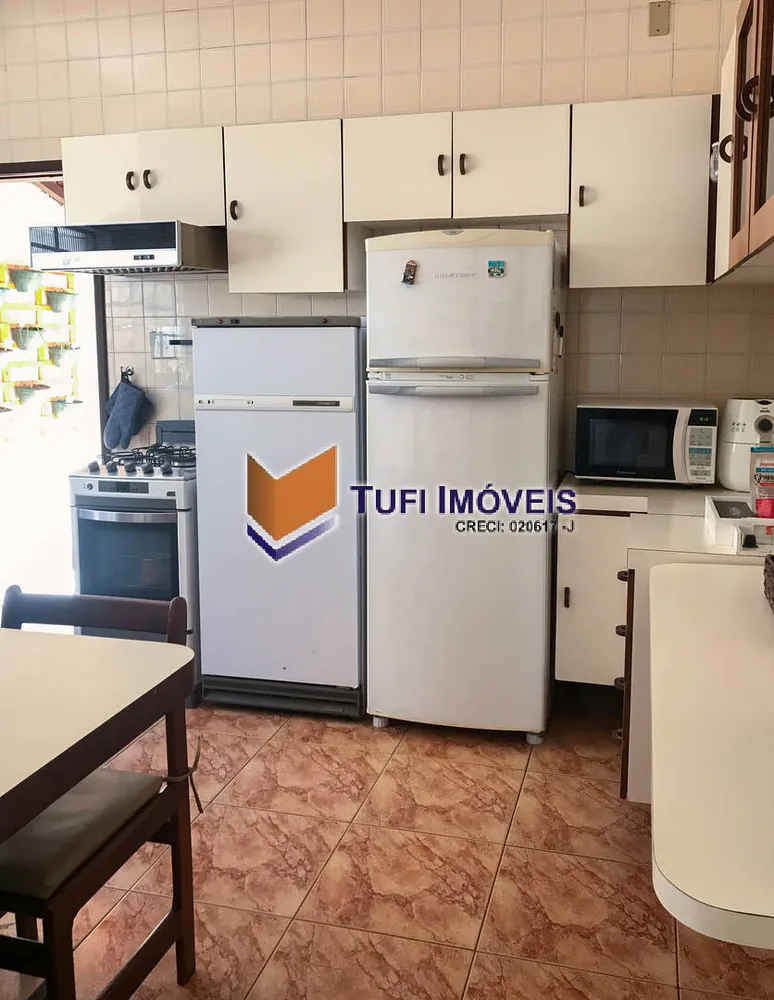 Casa, 3 quartos, 220 m² - Foto 4