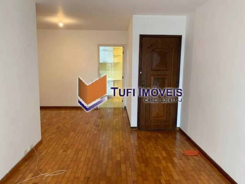 Apartamento à venda com 3 quartos, 136m² - Foto 1