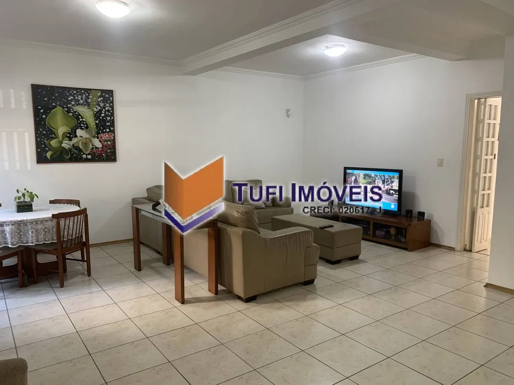 Casa, 3 quartos, 250 m² - Foto 3
