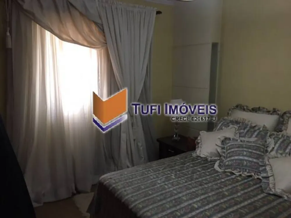 Casa, 4 quartos, 240 m² - Foto 4