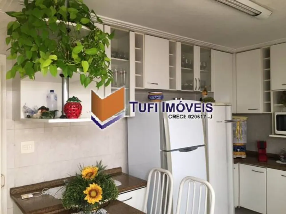 Casa, 4 quartos, 240 m² - Foto 11