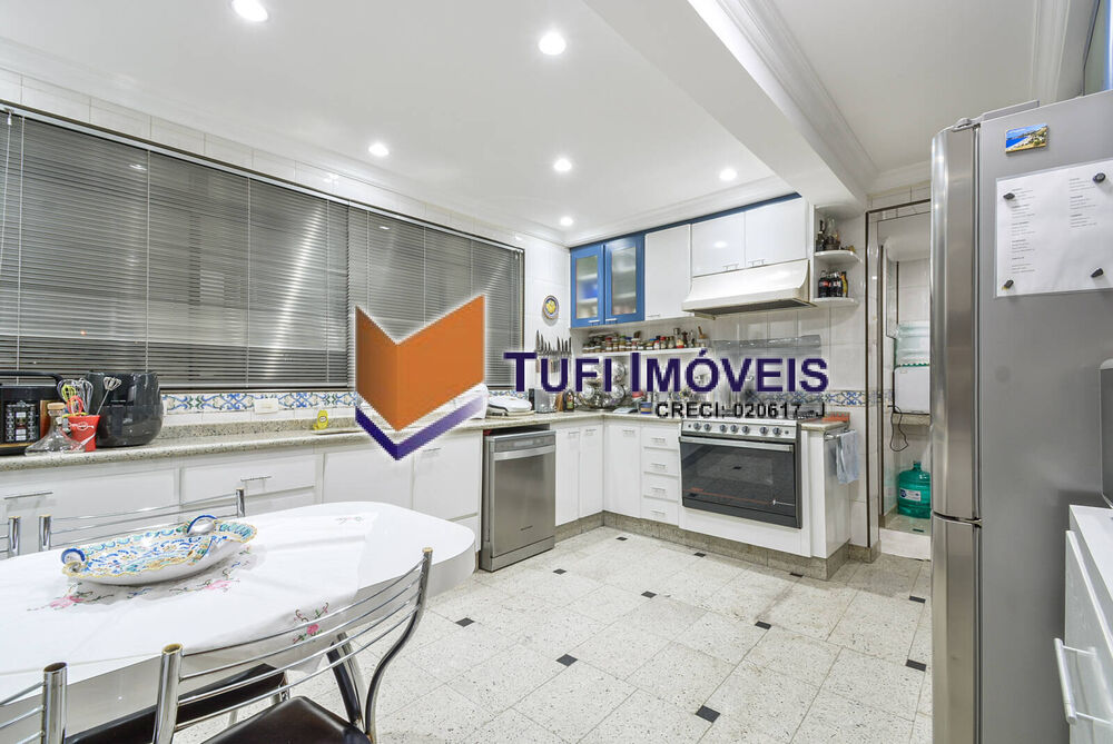 Casa, 3 quartos, 215 m² - Foto 2