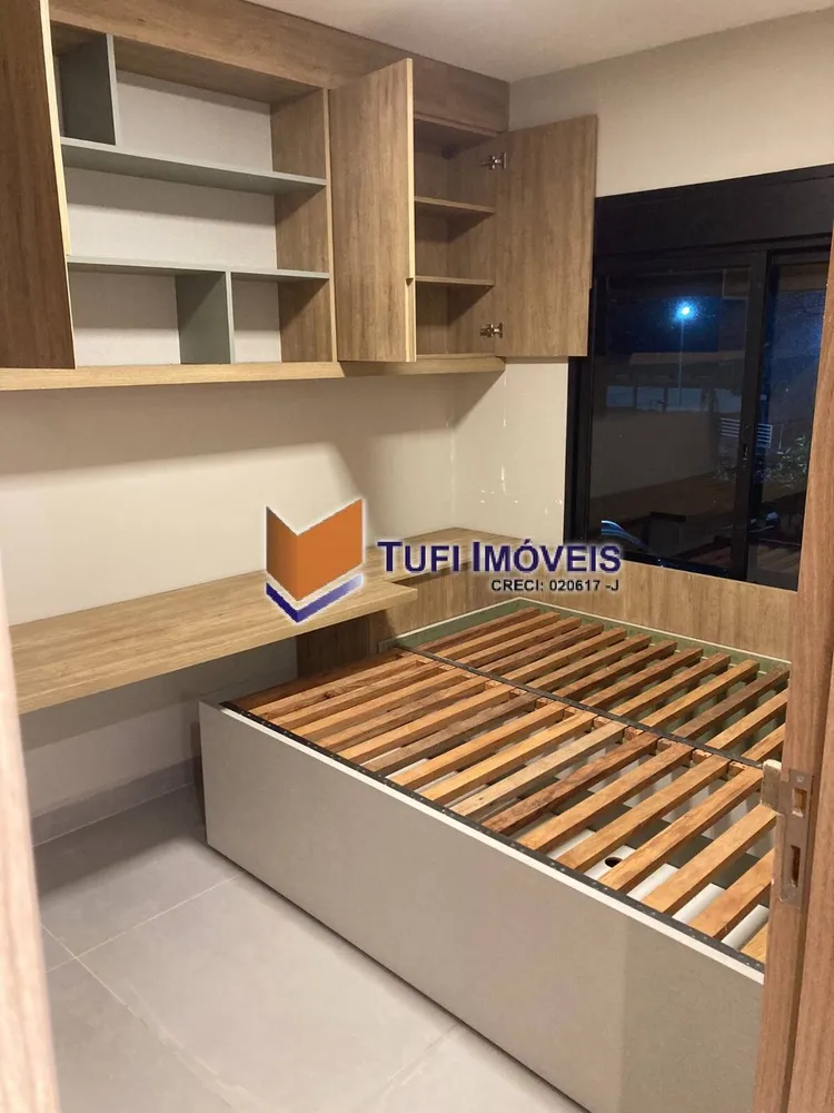 Casa, 4 quartos, 210 m² - Foto 1