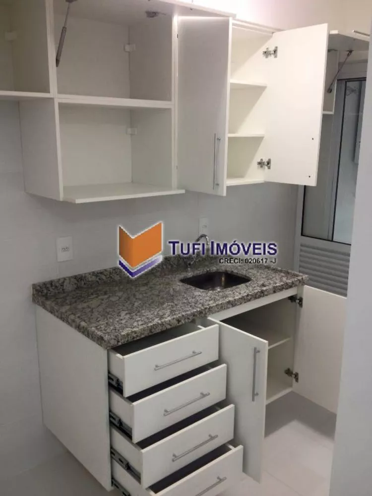 Apartamento à venda com 2 quartos, 64m² - Foto 11