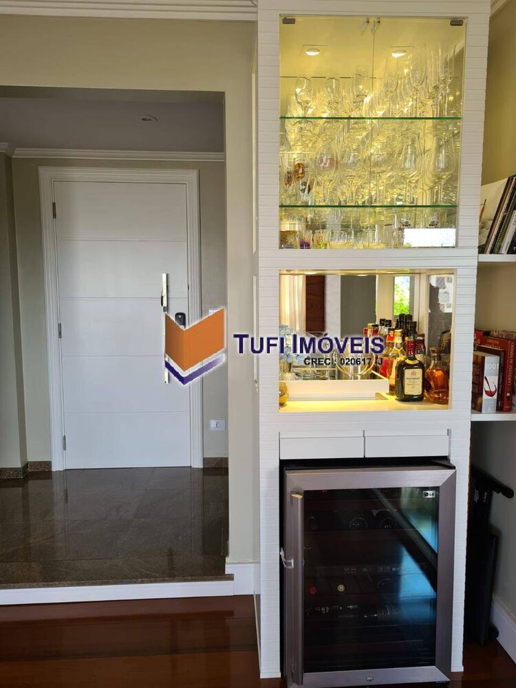 Apartamento, 4 quartos, 215 m² - Foto 1