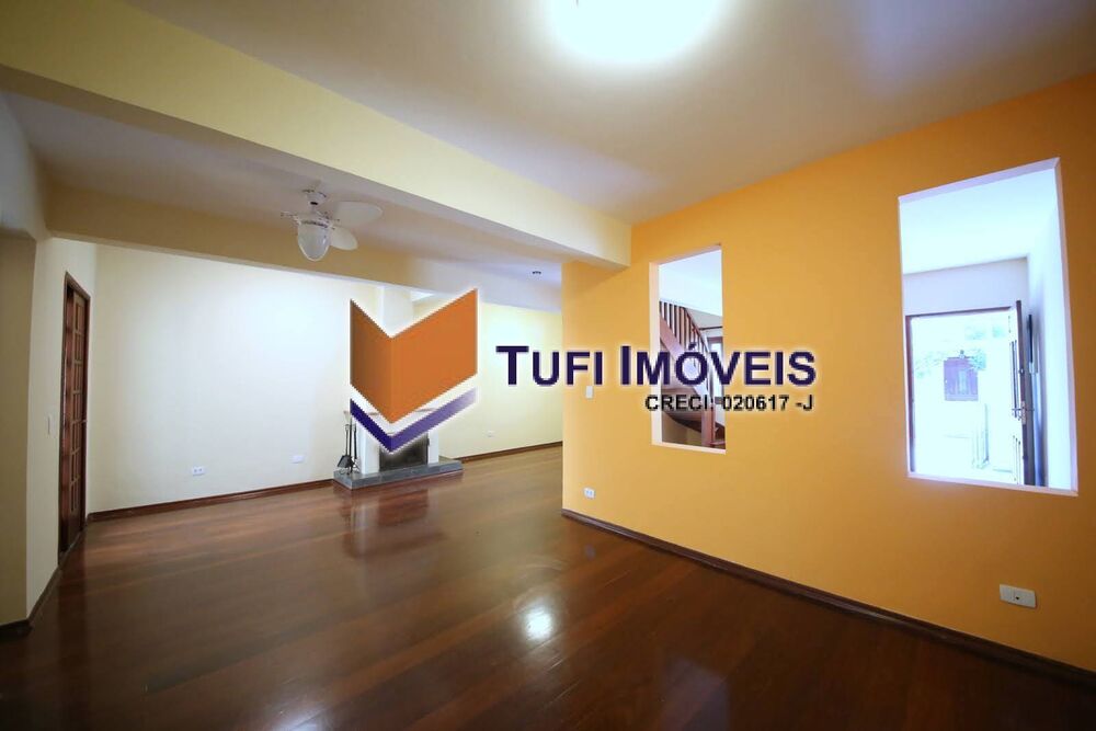 Casa à venda com 4 quartos, 200m² - Foto 3