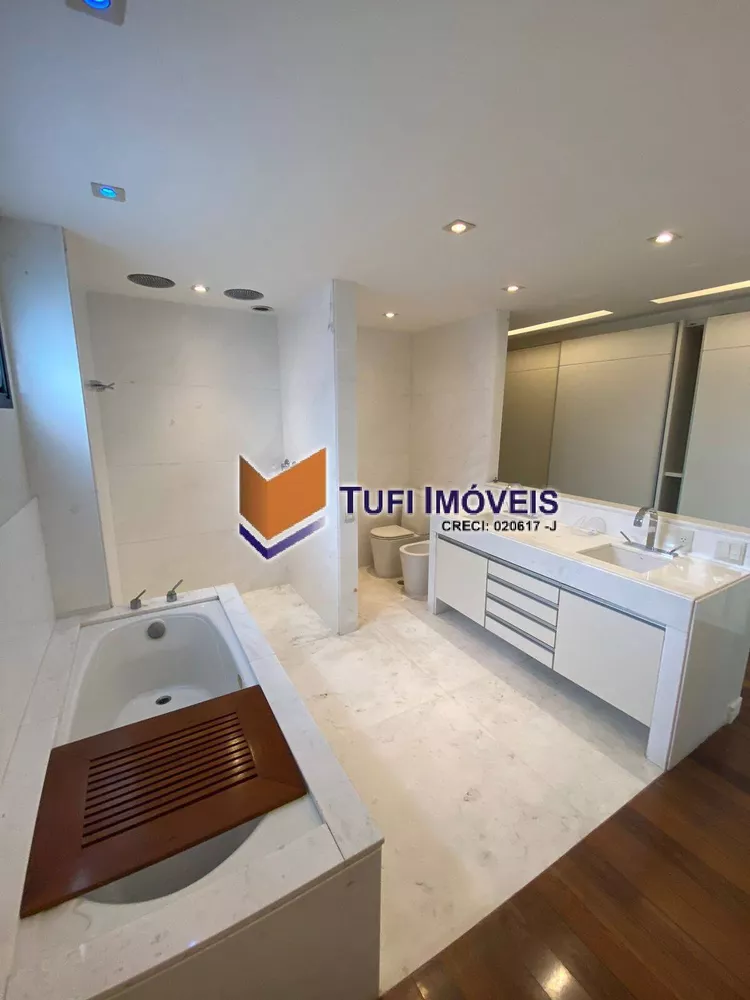 Apartamento à venda com 3 quartos, 192m² - Foto 12