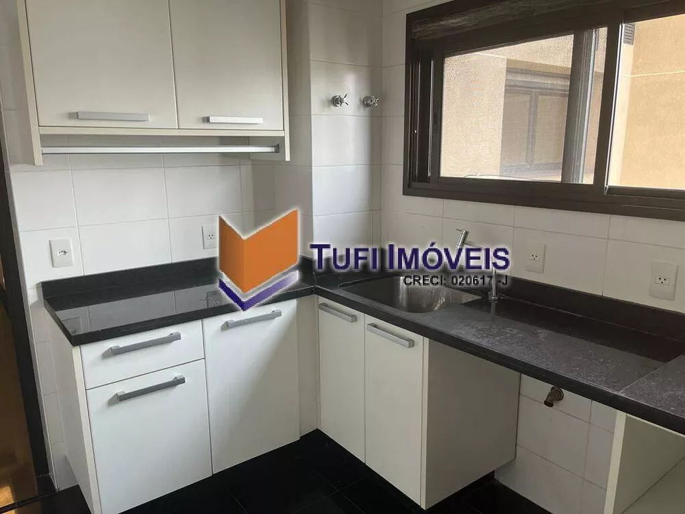 Apartamento à venda com 3 quartos, 192m² - Foto 6